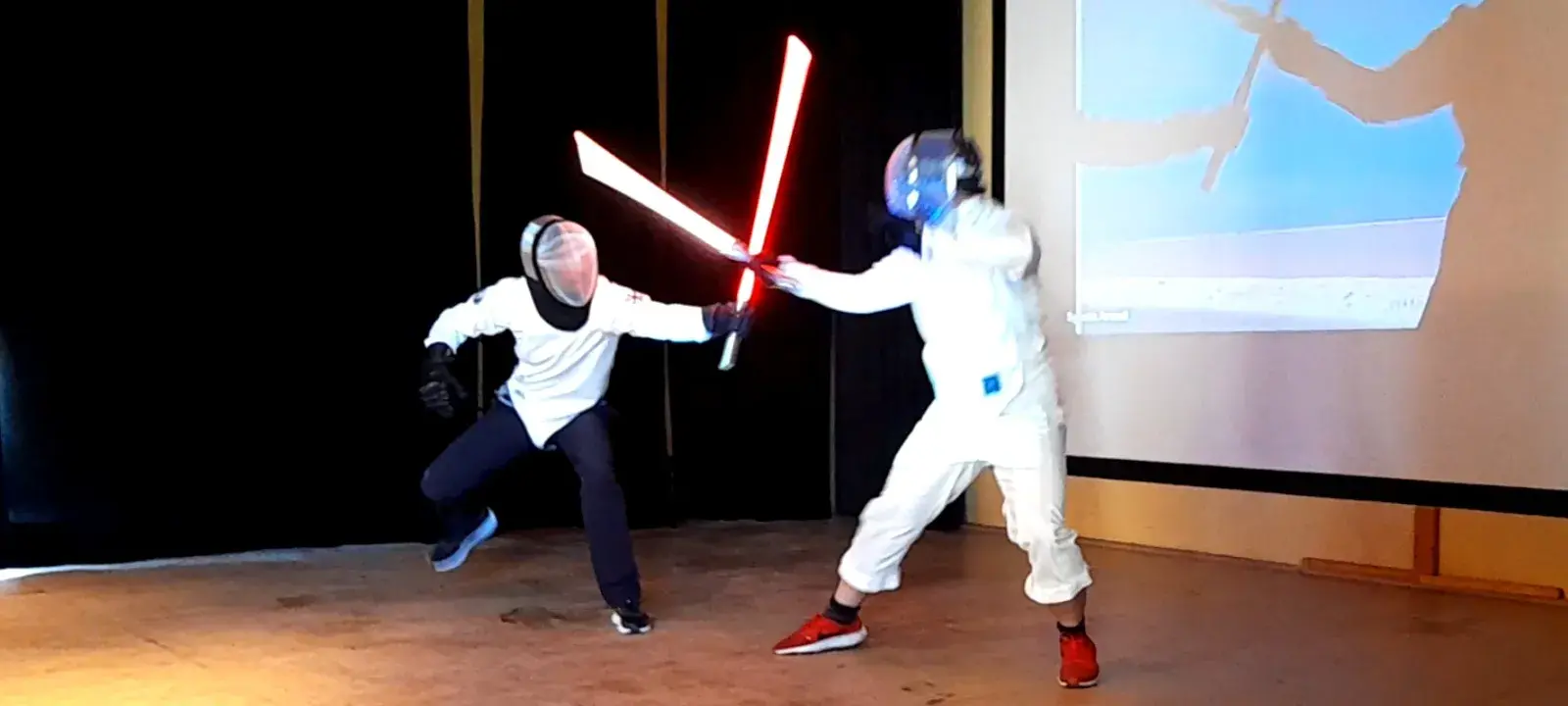Démonstration de sabre laser, journée des associations 2021.